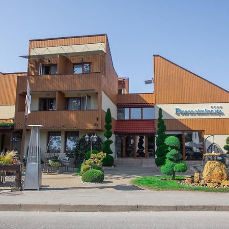 Hotel Floros Simfonija Šventoji Esterno foto
