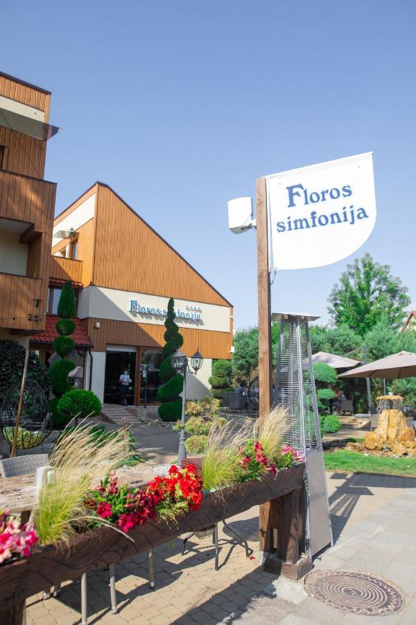 Hotel Floros Simfonija Šventoji Esterno foto