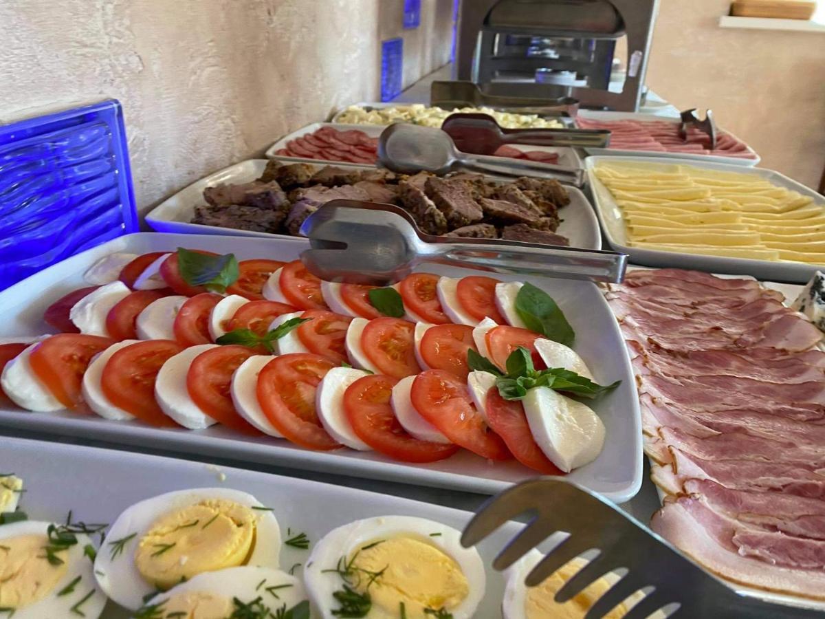 Hotel Floros Simfonija Šventoji Esterno foto