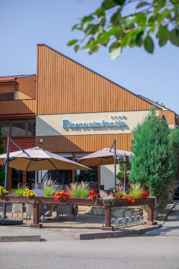 Hotel Floros Simfonija Šventoji Esterno foto