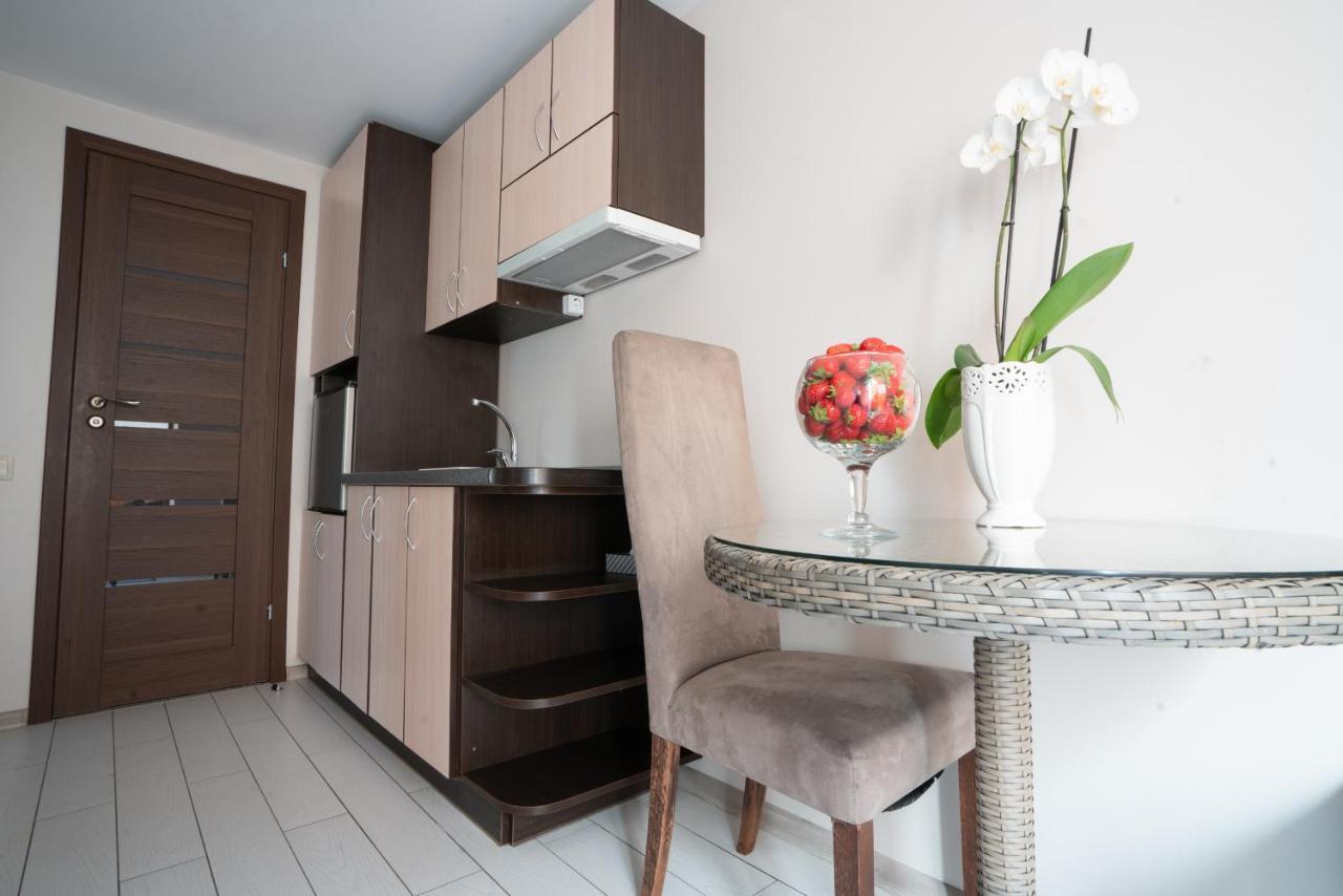 Hotel Floros Simfonija Šventoji Esterno foto